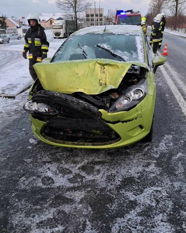 Wypadek w Gotkowicach. Duże utrudnienia na drodze krajowej nr 94