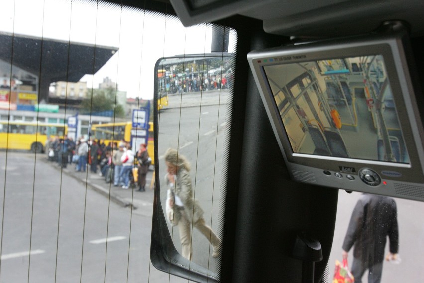 Monitoring w autobusie