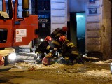 Tragiczny pożar na Przybyszewskiego. Nie żyje poparzony mężczyzna