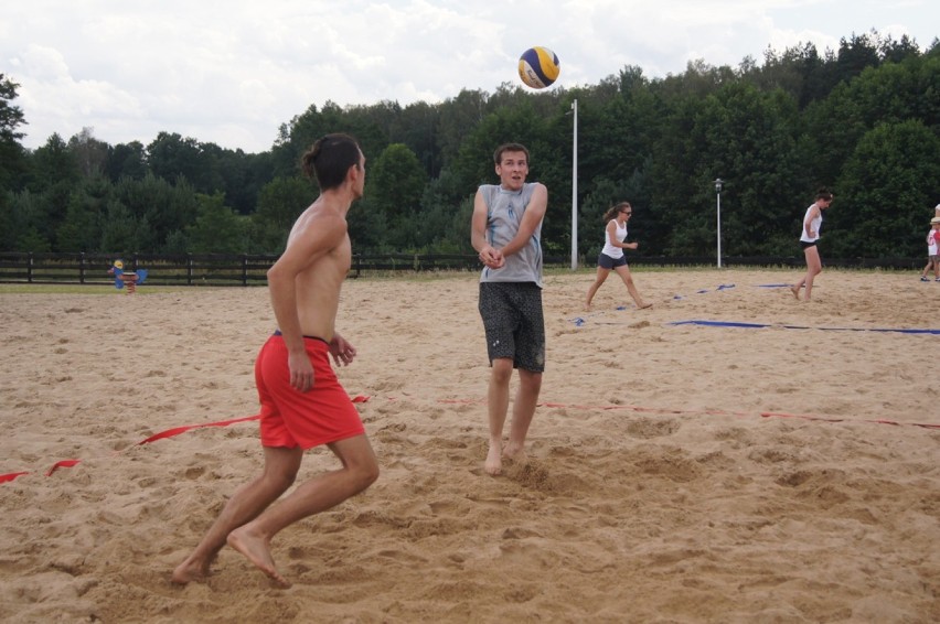 Piknik sportowo-rekreacyjny 2016 nad zalewem w Przedborzu