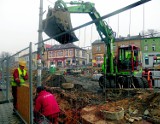 Rynek w Jaworznie cały rozkopany. Zdążą na jesień? [ZOBACZ]