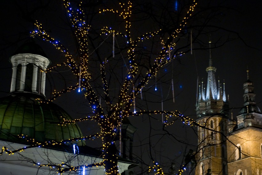 Kraków oświetlony na święta [ZDJĘCIA]