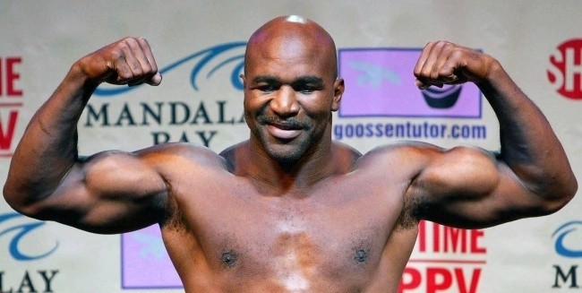 Evander Holyfield: Bankrut, który wciąż czeka na telefon od Kliczków [ZDJĘCIA]