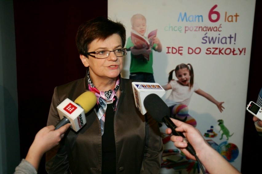 Minister Edukacji Narodowej odwiedziła Wrocław. Jej zdaniem warto rozpocząć szkołę w wieku 6 lat
