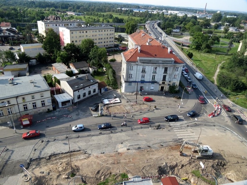 Psie Pole jak po bitwie. Trwa remont, całe centrum rozkopane (ZDJĘCIA, FILM)