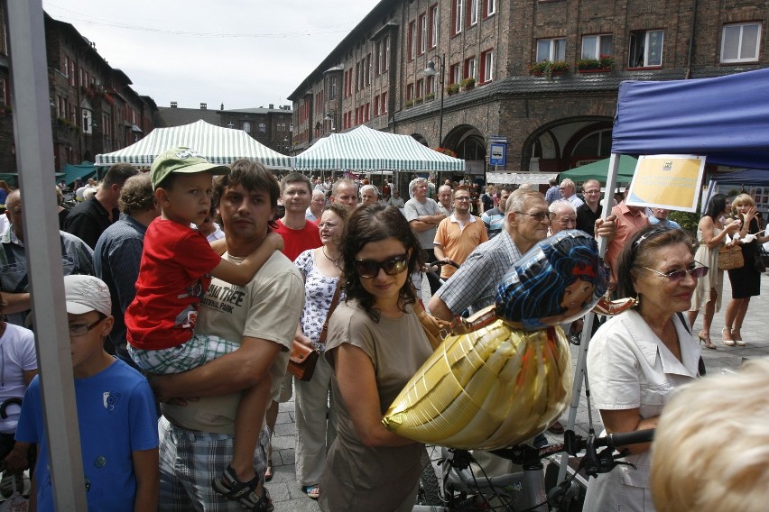 Katowice: Nikiszowiec świętuje na &quot;Odpuście u Babci Anny&quot; [ZDJĘCIA]