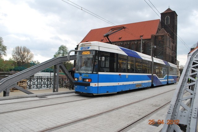 Była próba, a od soboty tramwaje wrócą na mosty Młyńskie (ZDJĘCIA)