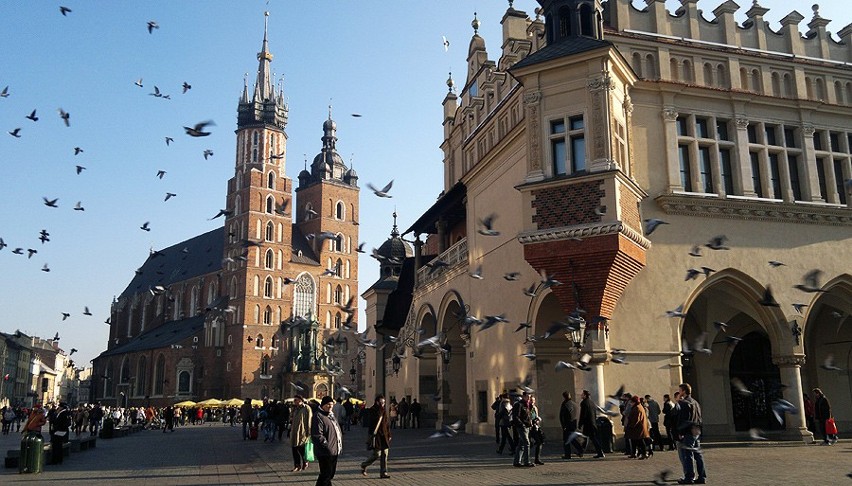 Krótki spacer po Krakowskim Rynku i czas ruszać do...