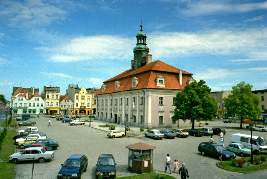 Rawicz i Kobylin na zdjęciach sprzed ponad piętnastu lat. Zobaczcie, jak wiele się zmieniło w Rawiczu i okolicach [ZDJĘCIA] 