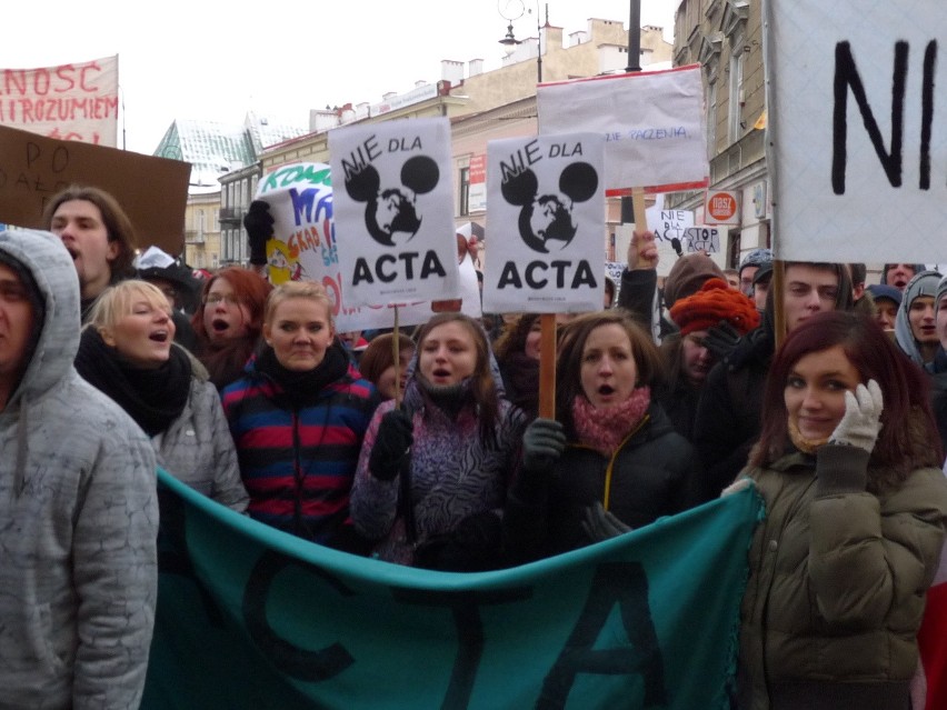 Protest przeciwko ACTA w Lublinie (ZDJĘCIA, WIDEO)