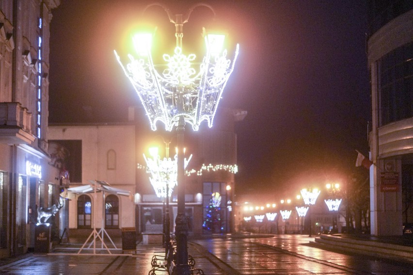 Inowrocław w świątecznej iluminacji [zdjęcia]
