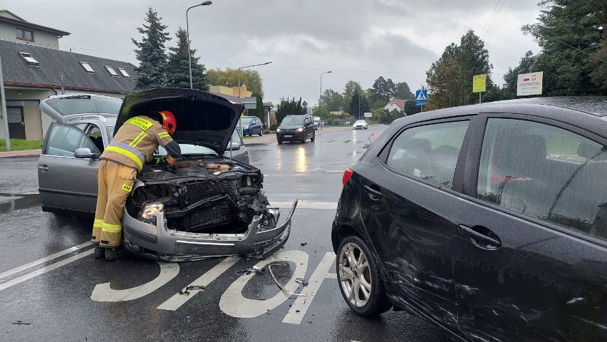Wypadek w Żarach na skrzyżowaniu ulic Kujawskiej i...