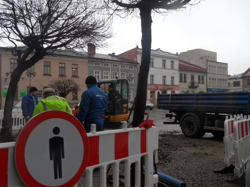 Przebudowa rynek Żywiec. Co się dzieje na budowie? [ZDJĘCIA]