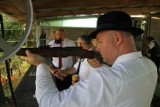 Strzelanie z okazji 100-lecia Strzeleckiego Bractwa Kurkowego w Roszkach [ZDJĘCIA]