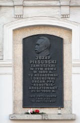 Łódź: czy uczeń ma dbać o Marszałka Piłsudskiego?