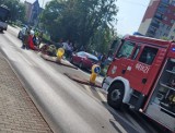 Wypadek w Dąbrowie Górniczej. Kobieta wjechała w pieszą na przejściu przez jezdnię. Poszkodowana trafiła do szpitala 