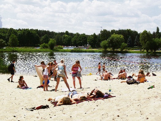 W ośrodku &#8222;Wawrzkowizna&#8221; &#8211; czysta, piaszczysta plaża