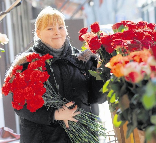 Patrycja Jujeczka: - Czerwone goździki wróciły do łask i mogą być dobrym prezentem dla pań