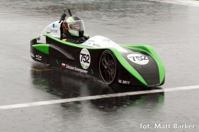 Bolid Silesian Greenpower z Gliwic podbił słynny tor Silverstone! [ZDJĘCIA i WIDEO]