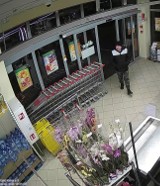 Policjanci z Obornik poszukują mężczyzny podejrzanego o kradzież 