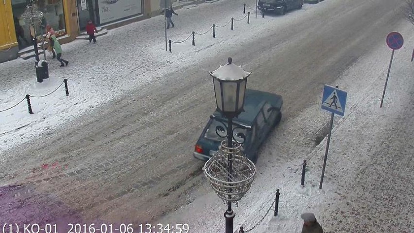 Gniezno: drift Polonezem po ulicach miasta