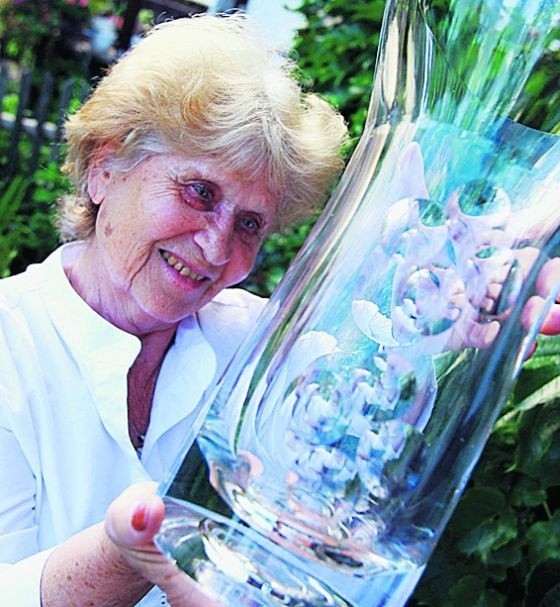 Regina Puchała przez 47 lat projektowała kryształy w Julii