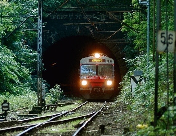 W bielskim tunelu pojawi się drugie czynne torowisko