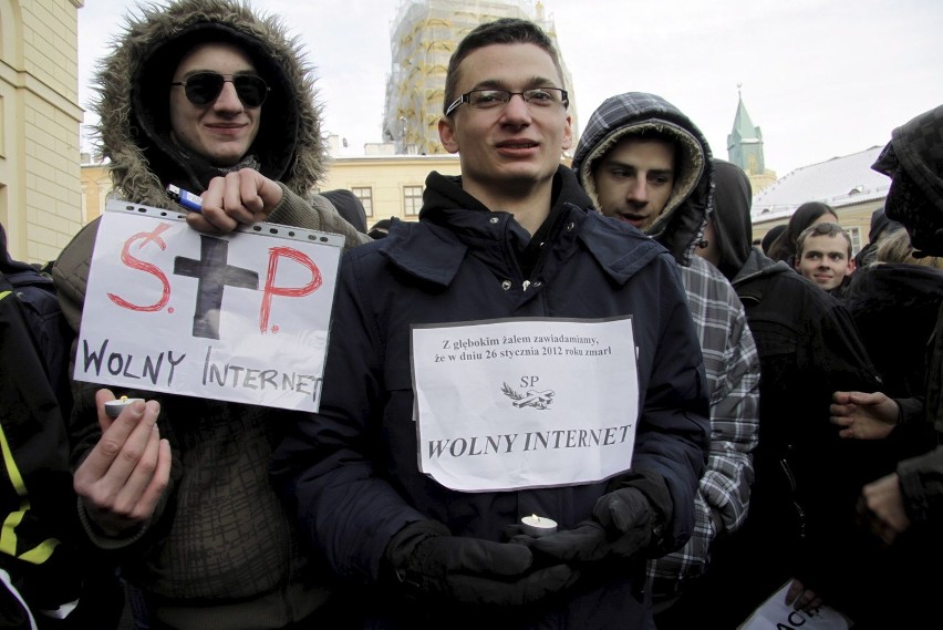 Protest przeciwko ACTA w Lublinie (ZDJĘCIA, WIDEO)