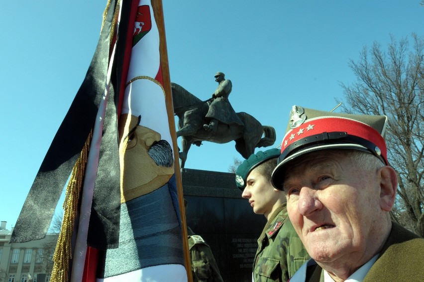 Lublin świętował w niedzielę imieniny marszałka Józefa Piłsudskiego (ZDJĘCIA)