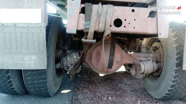 Policja w Jastrzębiu: kierowca ciężarówki bez prawa jazdy