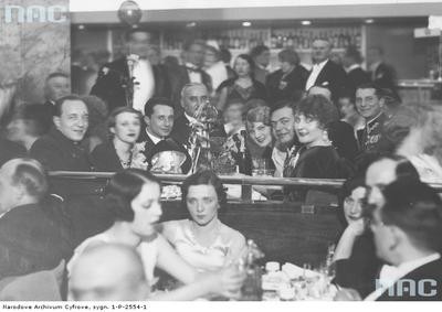 1932. Bal sylwestrowy w lokalu "Adria" w Warszawie
