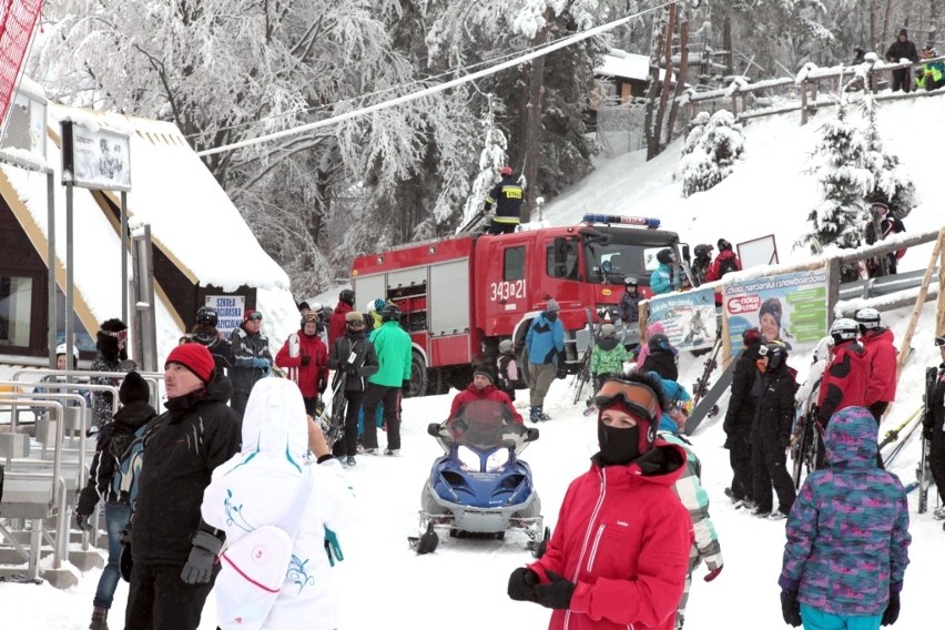101 narciarzy zawisło nad stokiem w Krynicy [ZDJĘCIA]