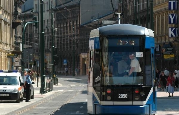 Majówka w Krakowie: jak pojadą tramwaje i autobusy