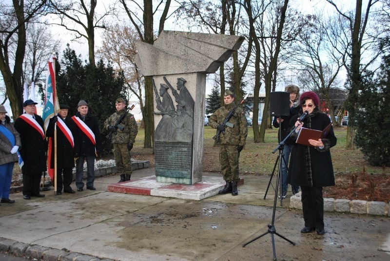 Poznań: Młodzież uczciła 94. rocznicę zdobycia Ławicy przez powstańców wielkopolskich 