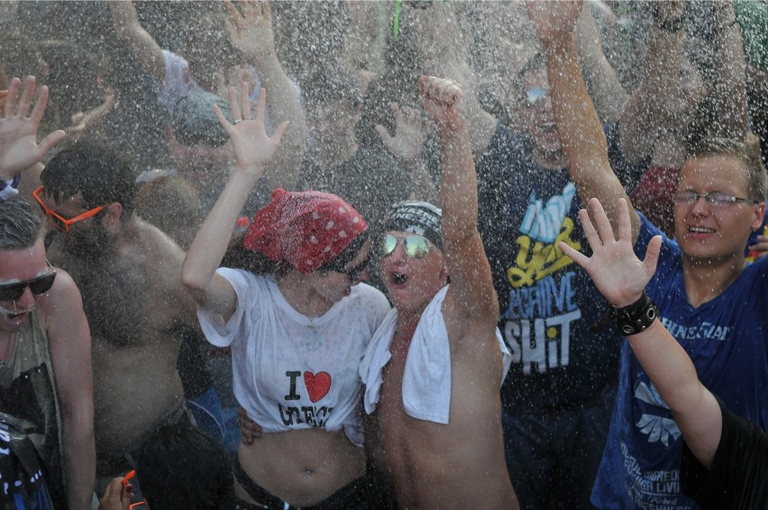 PRZYSTANEK WOODSTOCK 2019: dojazd z Warszawy do Kostrzyna...