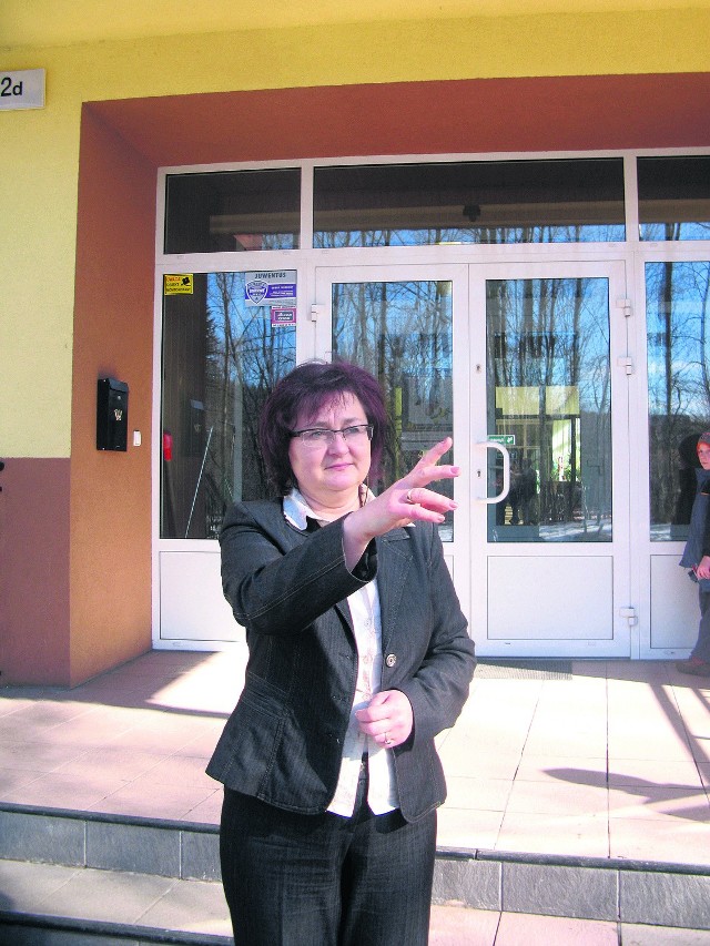 Irena Gach uważa, że rodzice jej uczniów oprotestują budowę nadajnika