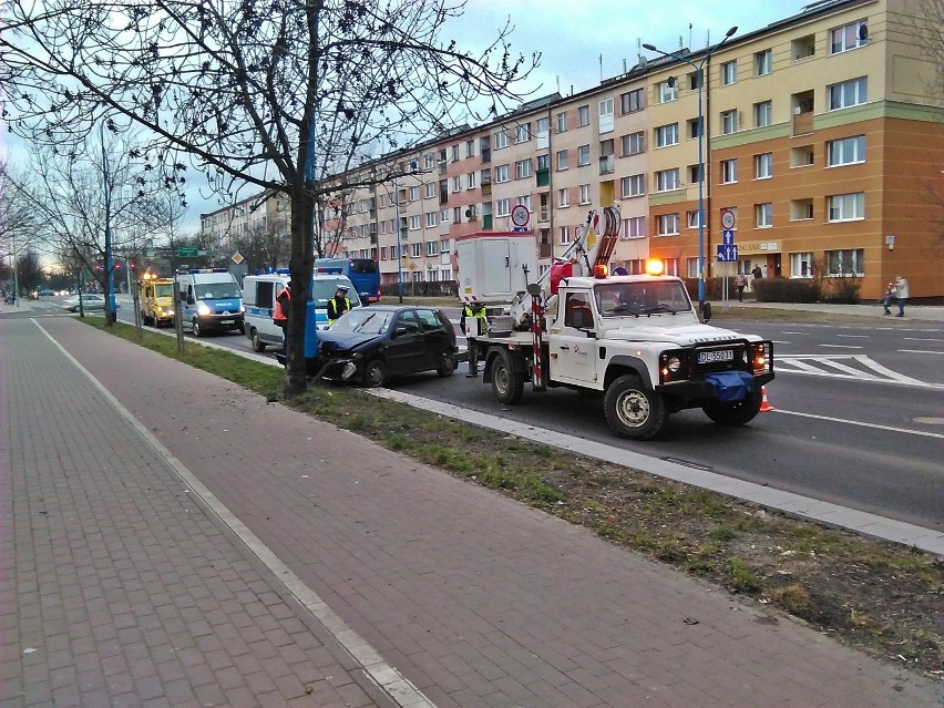Wypadek w Legnicy na ul. Moniuszki