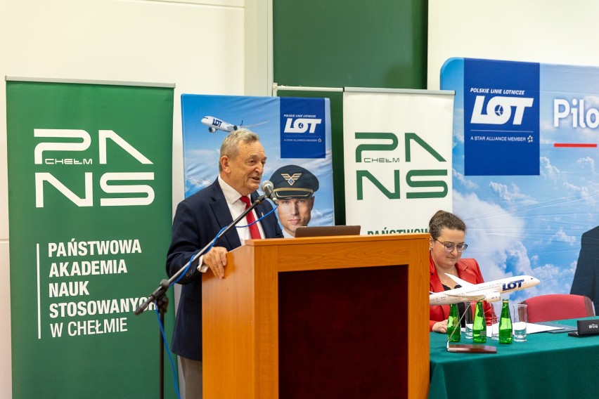 Państwowa Akademia Nauk Stosowanych w Chełmie podpisała umowę partnerską z Polskim Liniami Lotniczymi LOT