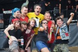Festiwal Urwanych Filmów 2024. Punk/hardcore/ska fest odbył się w Rowach pod Sieradzem. Impreza ściągnęła fanów z całej Polski ZDJĘCIA