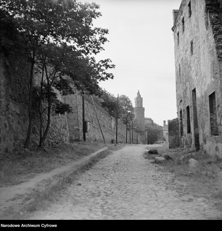 Stare Miasto w Stargardzie w 1964 roku. ZDJĘCIA z Narodowego Archiwum Cyfrowego 