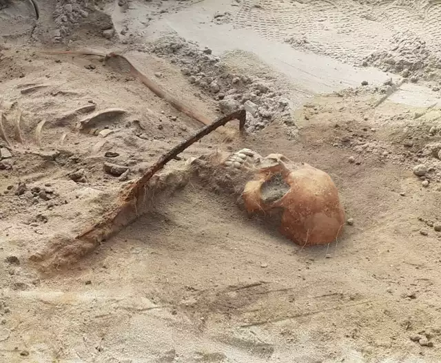 Na pochowek „wampirki z Pnia” archeolodzy natknęli się latem 2022 r. To była sensacja, o tym odkryciu mówiono nie tylko w Polsce