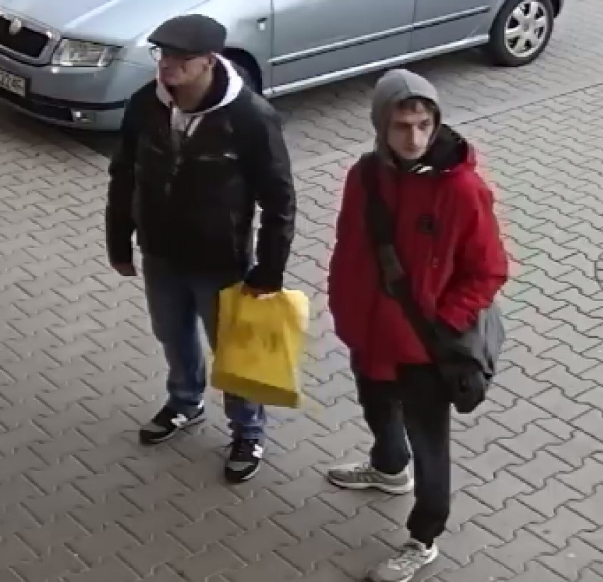 Poszukiwani złodzieje w Sosnowcu! Zobacz nagrania z monitoringu i pomóż policji w identyfikacji podejrzanych