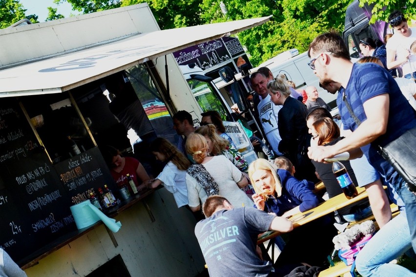 Tak było podczas pierwszej edycji Food Truck Fest w Nowej...