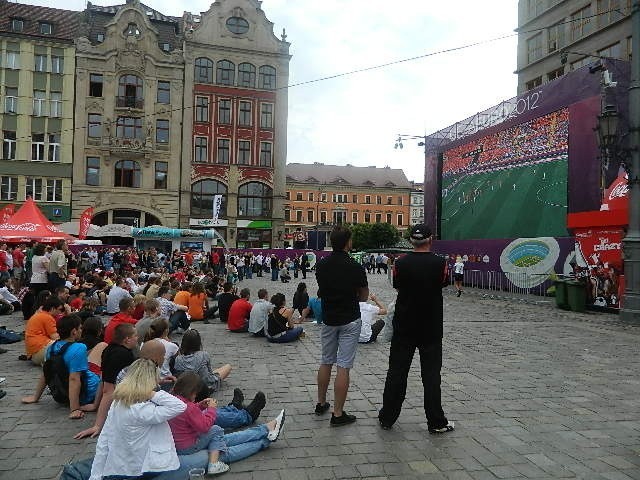 Sobota we wrocławskiej strefie kibica (ZDJĘCIA)