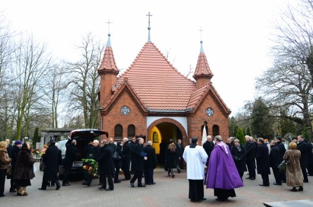 W środę na cmentarzu Górczyńskim nastąpiło ostatnie...