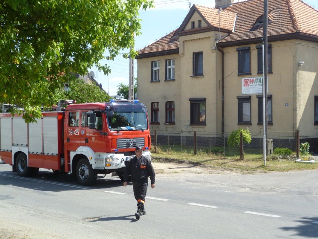 Z budynku przy ulicy Poznańskiej zostało ewakuowanych 14 mieszkańców.