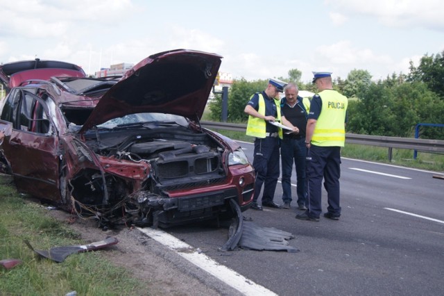 Wypadek na DK 1 pod Radomskiem. Zderzyły się 4 auta, 1 osoba ranna