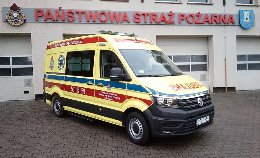 Flota pojazdów PSP w Pleszewie powiększyła się o lekki samochód ratownictwa medycznego oraz wielozadaniowy samochód ratowniczo – gaśniczy
