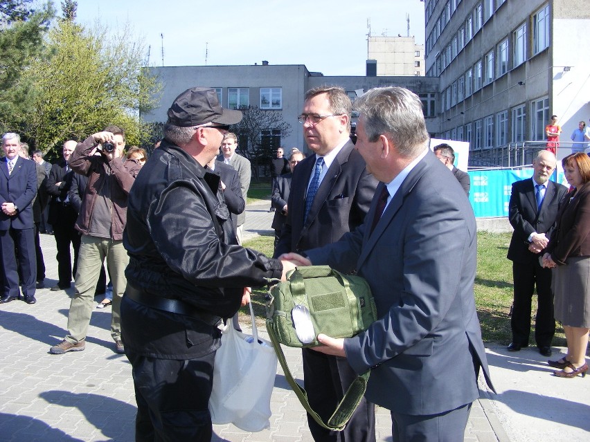 Wszystkie jednostki Ochotniczej Straży Pożarnej w powiecie...