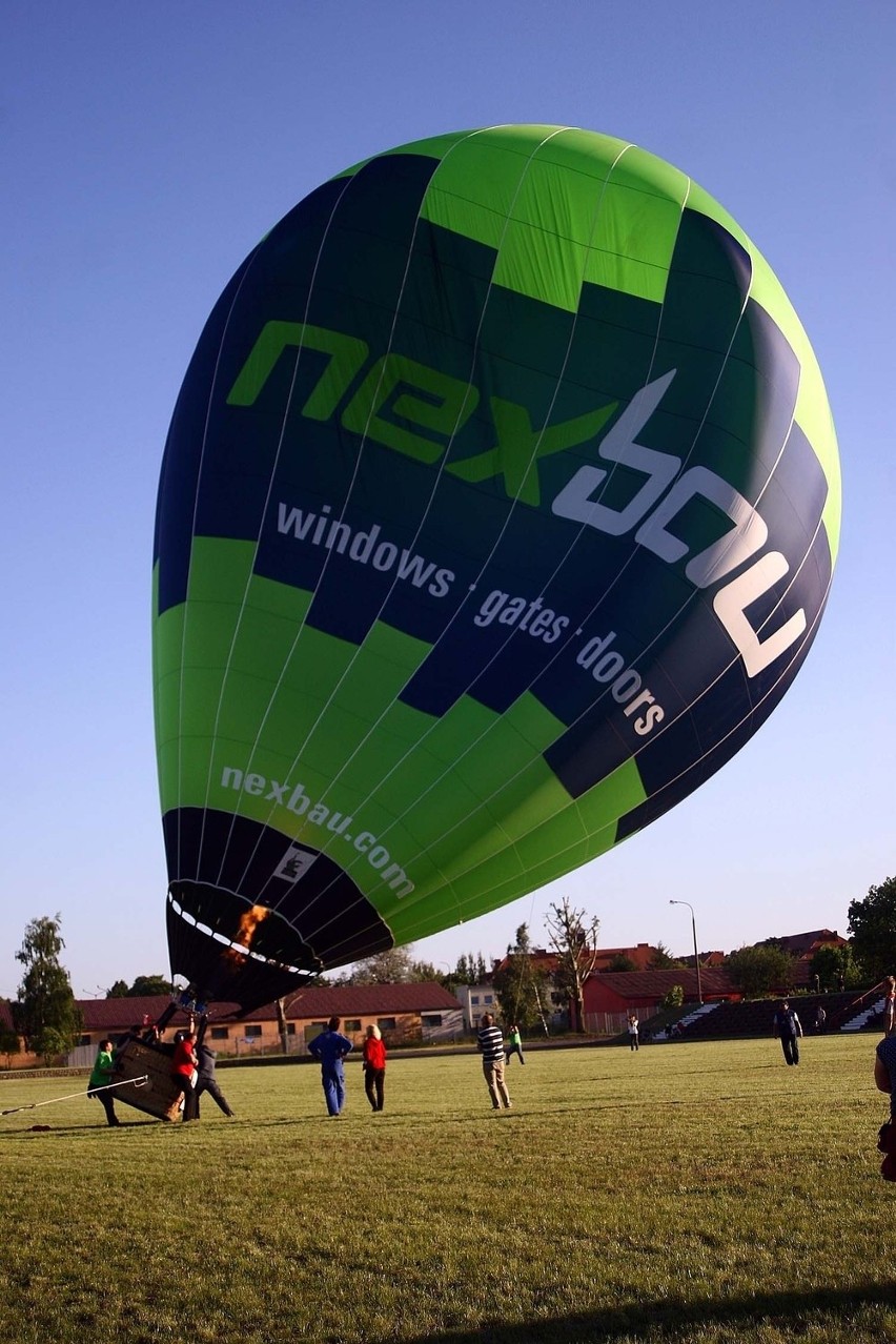 Balony można było oglądać nad Piłą w piątek. Zawody potrwają...